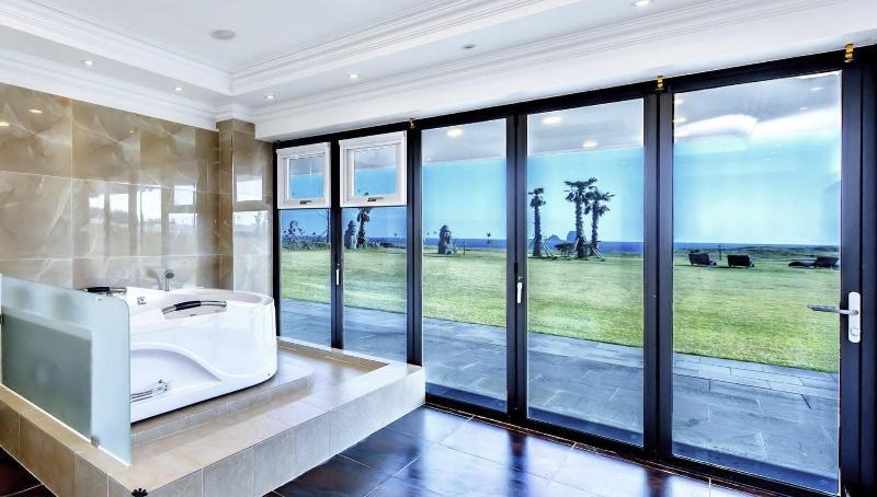 Sun & Moon Resort image