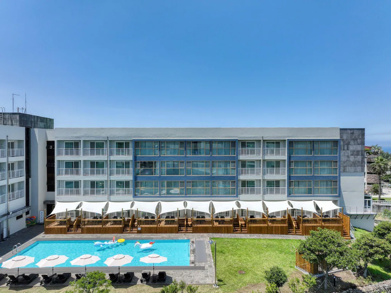 SHINSHIN HOTEL JEJU CITY image