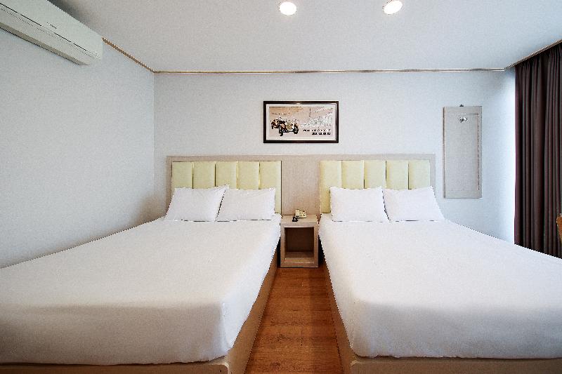 SHINSHIN HOTEL JEJU CITY image
