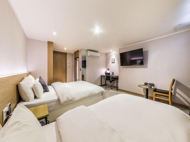 Vatica Hotel Dongdaemun image