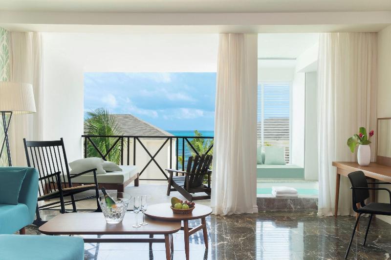 Excellence Oyster Bay image