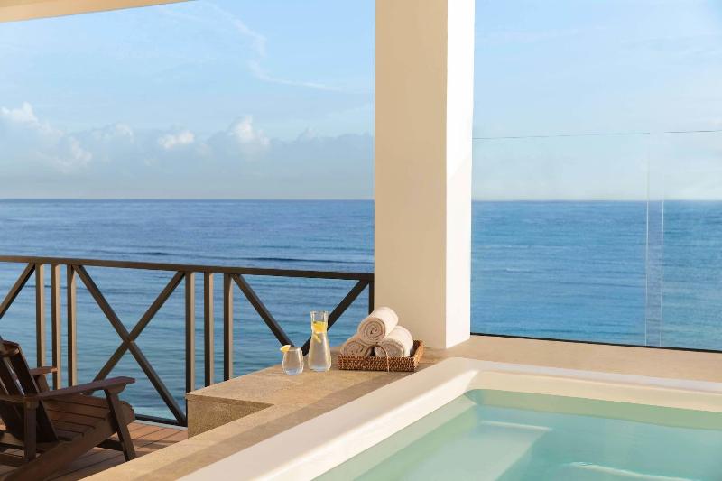Excellence Oyster Bay image