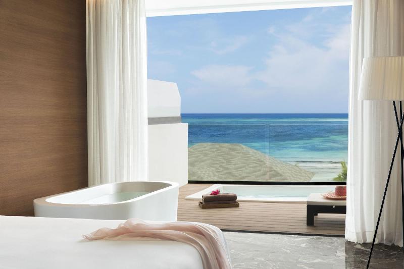 Excellence Oyster Bay image