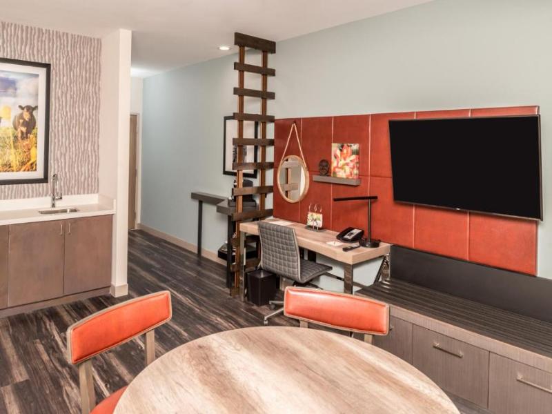 Hotel Indigo Frisco image