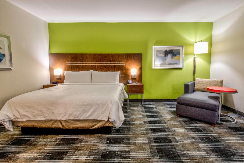 Hotel Holiday Inn Express & Suites Farmers Branch