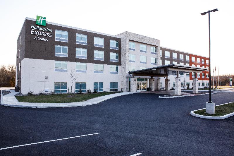 Holiday Inn Express and Suites Gettysburg image