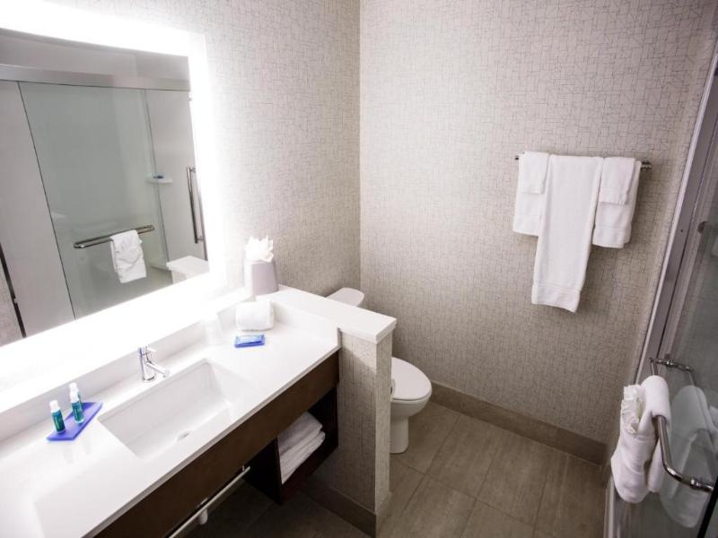 Holiday Inn Express and Suites Gettysburg image