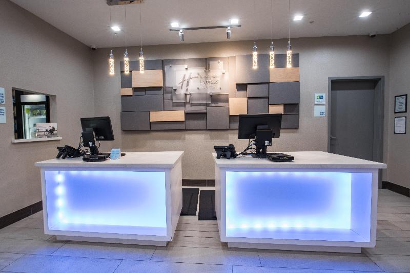 Holiday Inn Express Houston Hobby Airport Area image