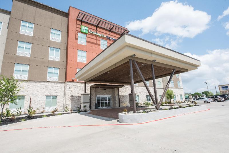 Holiday Inn Express Houston Hobby Airport Area image