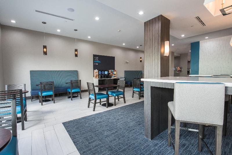 Holiday Inn Express Houston Hobby Airport Area image