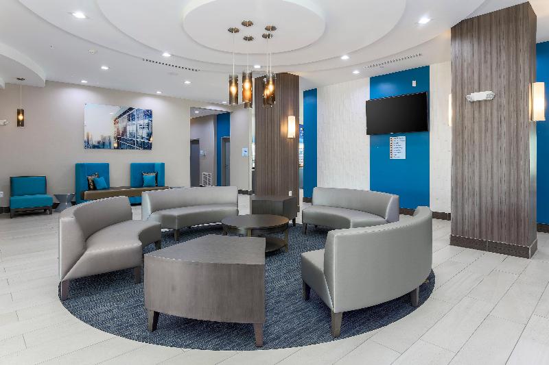 Holiday Inn Express Houston Hobby Airport Area image