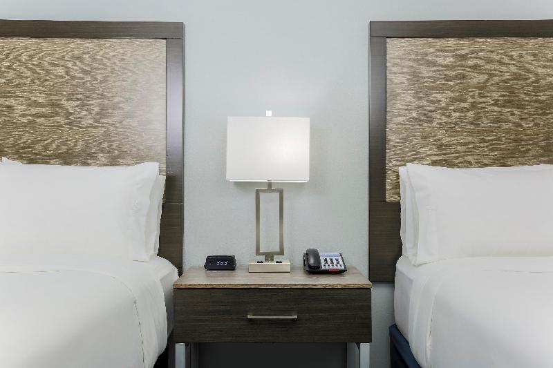 Holiday Inn Express Houston Hobby Airport Area image