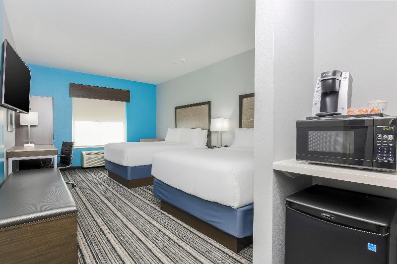 Holiday Inn Express Houston Hobby Airport Area image