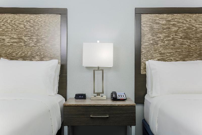 Holiday Inn Express Houston Hobby Airport Area image