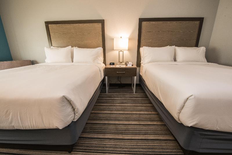 Holiday Inn Express Houston Hobby Airport Area image