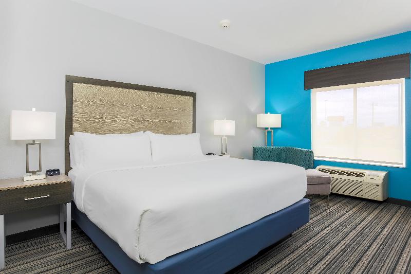 Holiday Inn Express Houston Hobby Airport Area image