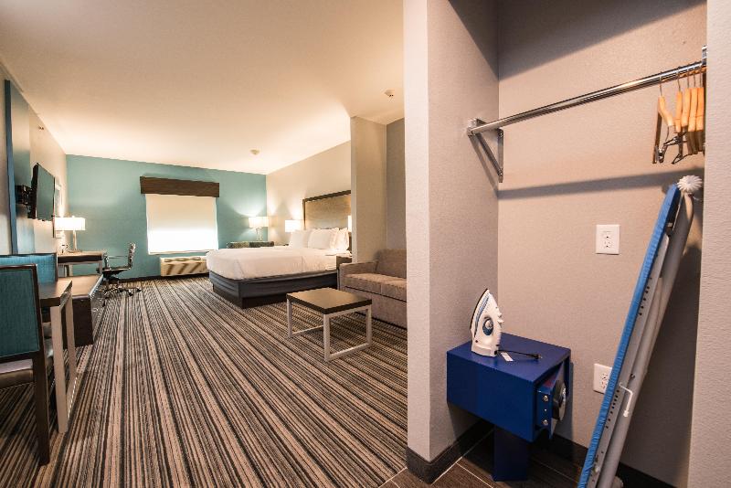 Holiday Inn Express Houston Hobby Airport Area image