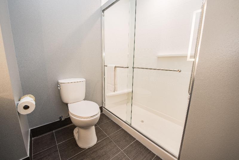 Holiday Inn Express Houston Hobby Airport Area image