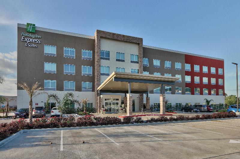 Holiday Inn Express Suites Houston East Beltway 8 image