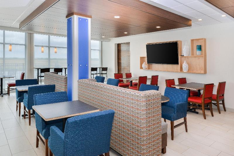 Holiday Inn Express & Suites Ogallala By IHG image