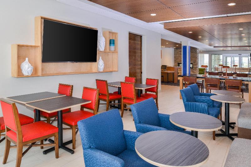 Holiday Inn Express & Suites Ogallala By IHG image