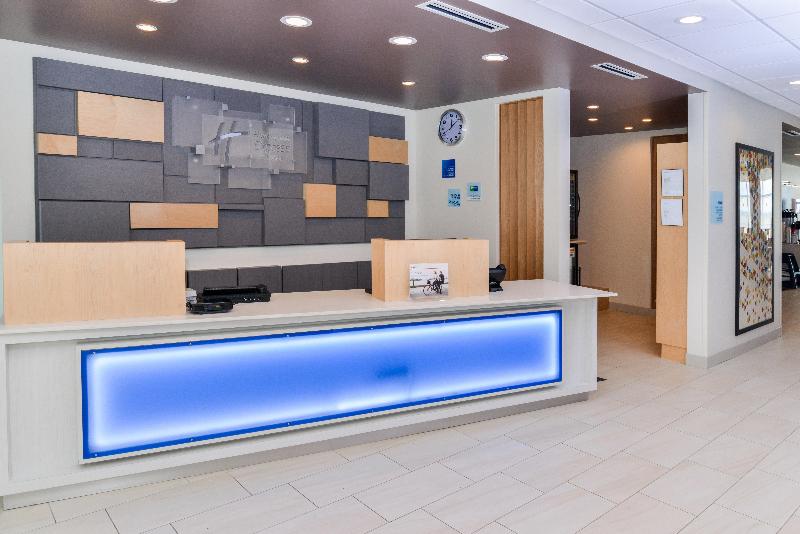 Holiday Inn Express & Suites Ogallala By IHG image