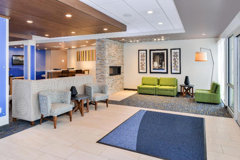 Holiday Inn Express & Suites Ogallala By IHG image
