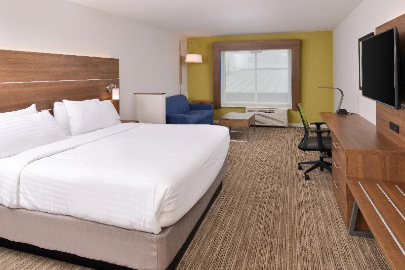 Holiday Inn Express & Suites Ogallala By IHG image