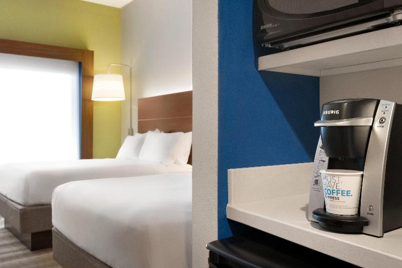 Holiday Inn Exp & Sts-Cincinnati South - Wilder photo 24