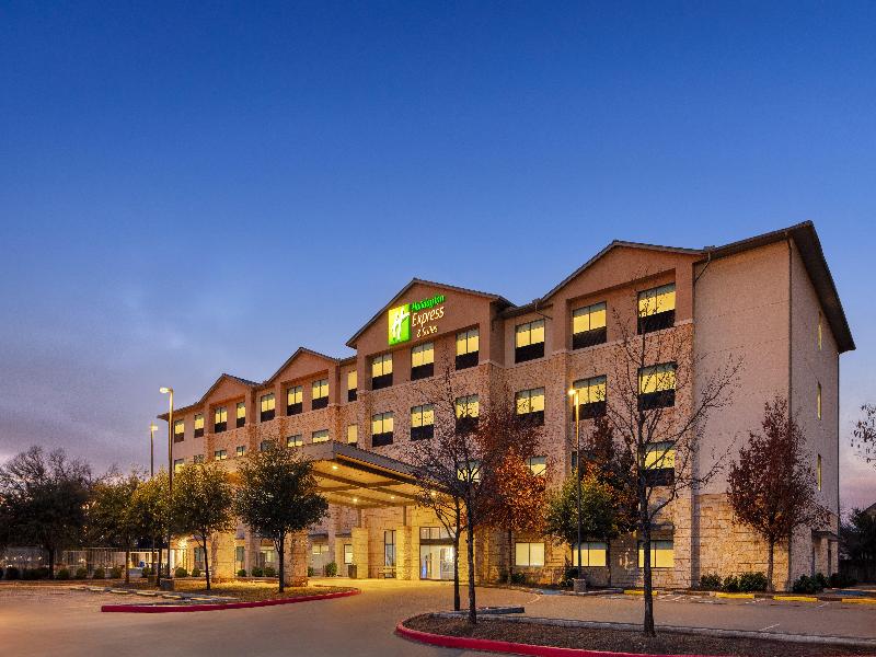 Holiday Inn Express & Suites-Dripping Springs image