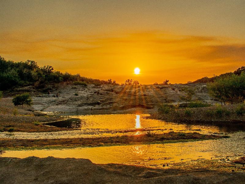 Holiday Inn Express & Suites-Dripping Springs image