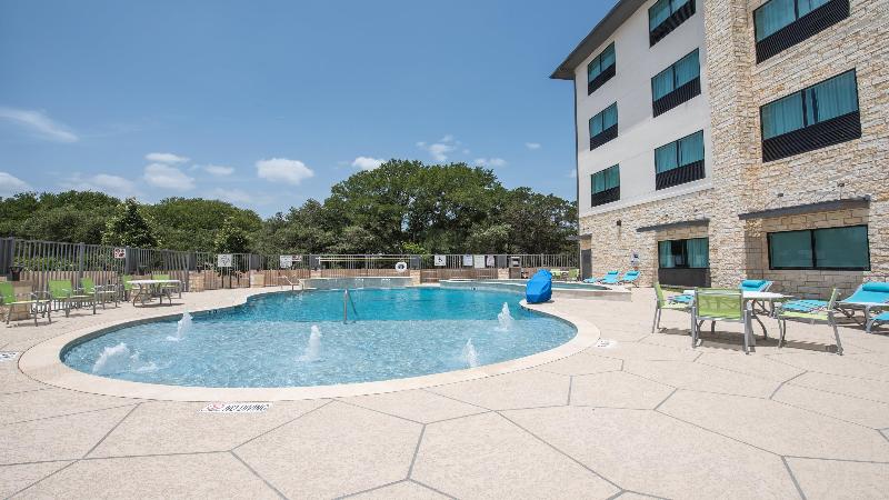 Holiday Inn Express & Suites-Dripping Springs - Image 2