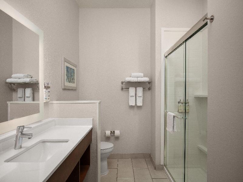 Holiday Inn Express & Suites-Dripping Springs image