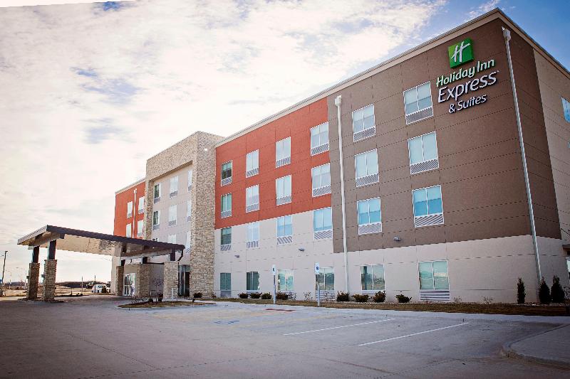 Holiday Inn Express & Suites Sterling image