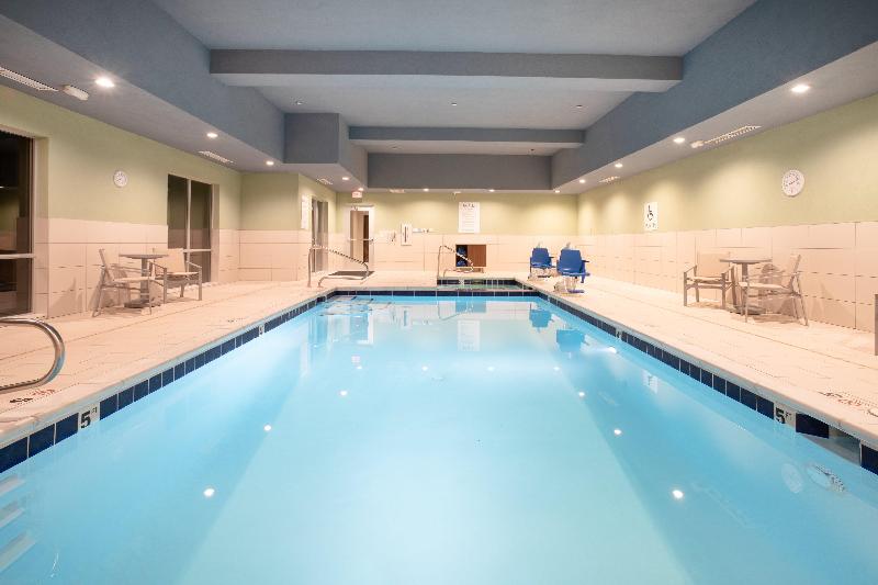 Holiday Inn Express & Suites Sterling image