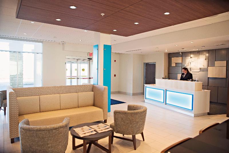 Holiday Inn Express & Suites Sterling image