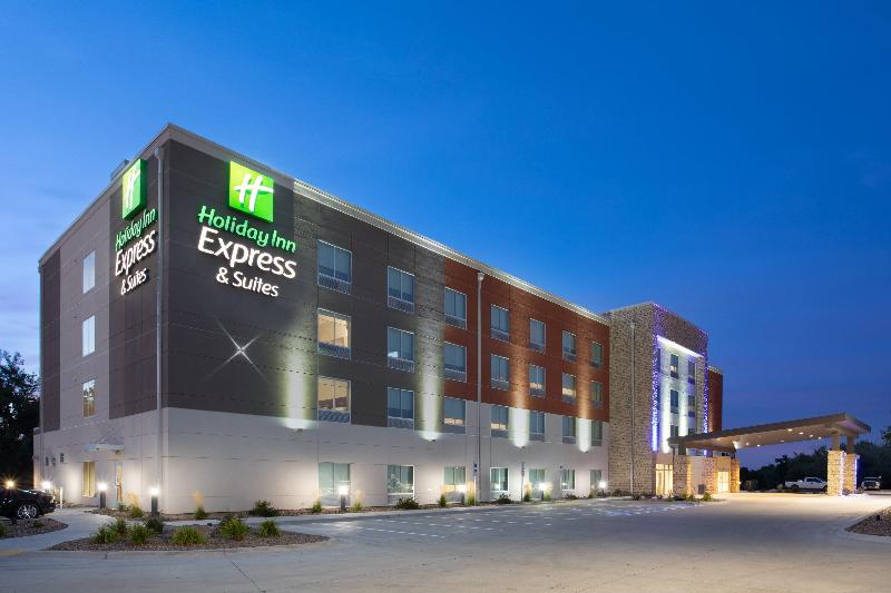 Holiday Inn Express & Suites Sterling image