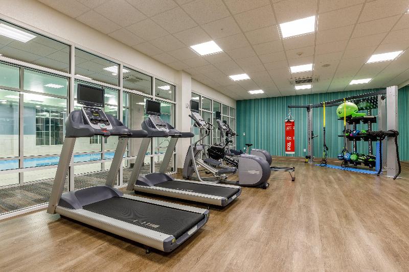 Holiday Inn Express & Suites Sturbridge image