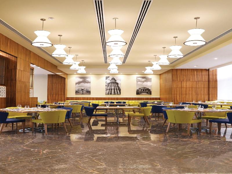 Lemon Tree Hotel, Sohna Road image