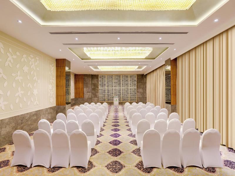 Lemon Tree Hotel, Sohna Road image