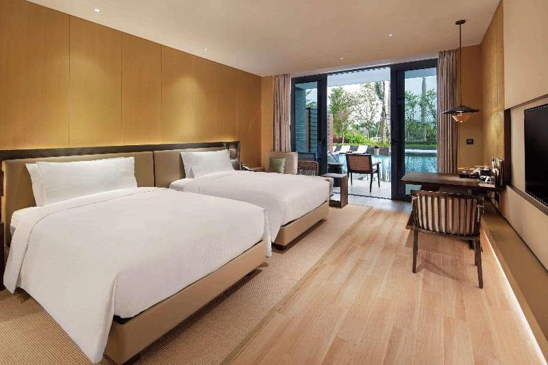 DoubleTree Resort by Hilton Hainan – Xinglong Lake image