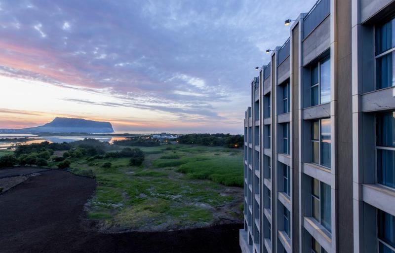Brown Suites Jeju Hotel & Resort