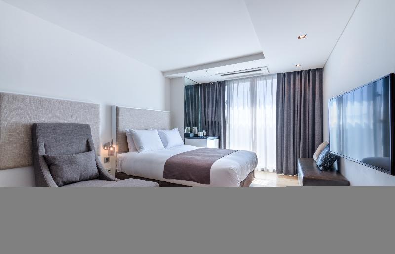Brown Suites Jeju Hotel & Resort
