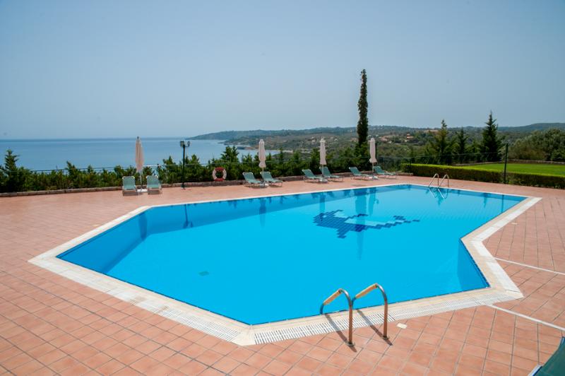 Afrato Village 3 * - pic #5