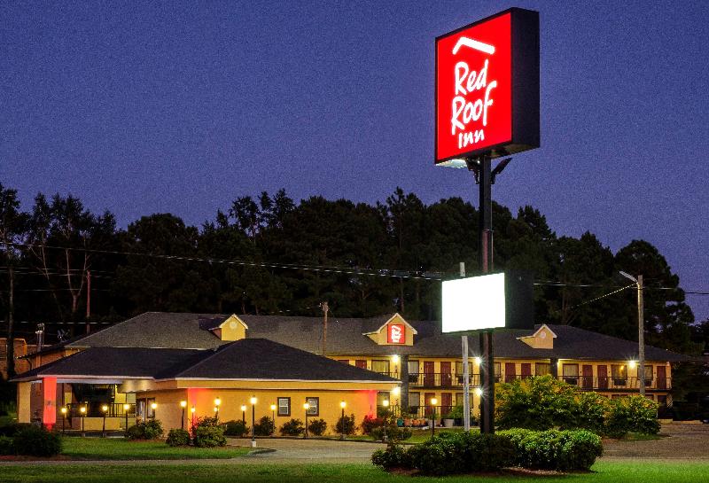 Red Roof Inn Columbus, MS image