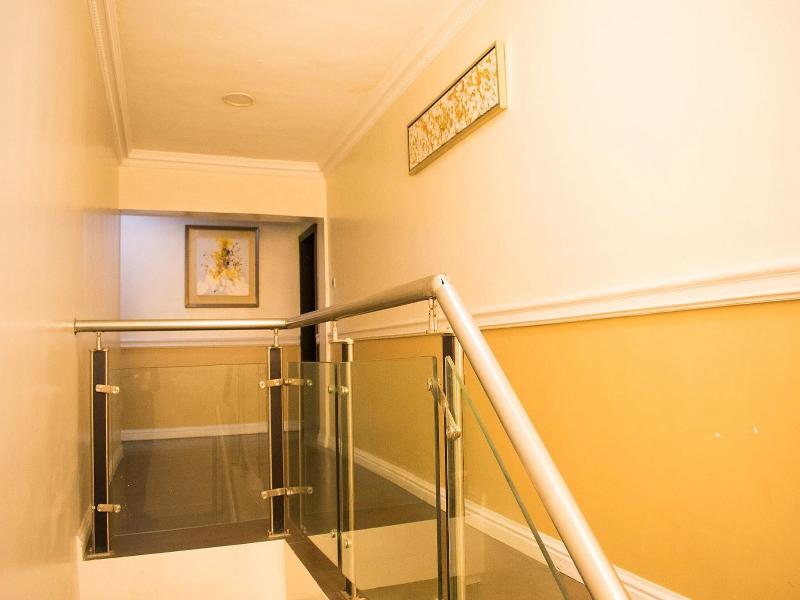 Sugarland Apartments V/I image