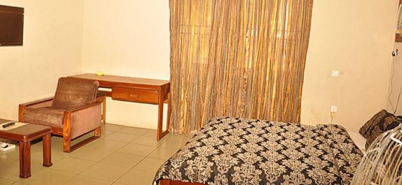 Golden King Apartments image