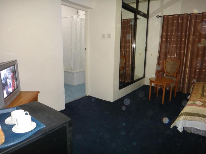 Ed Scob Suites image