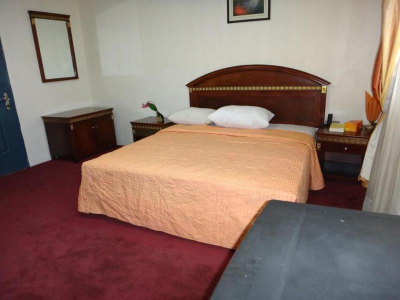 Ed Scob Suites image