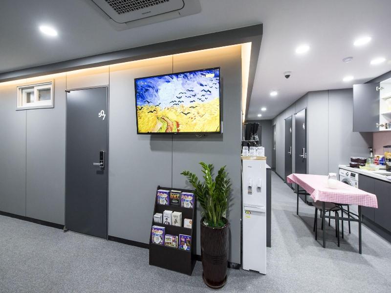 Philstay Myeongdong Metro image